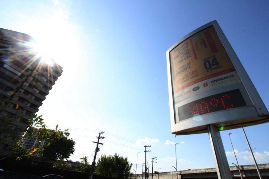 Ap&oacute;s 'calor do s&eacute;culo' no ano passado, ver&atilde;o amaz&ocirc;nico ser&aacute; menos intenso  em 2016
