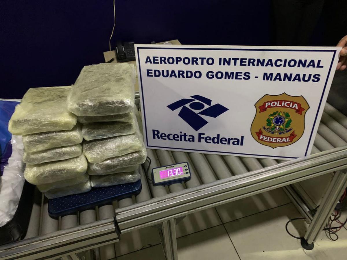 Receita Federal apreende 11 kgs de maconha que estavam embarcados em mala  no Aeroporto Eduardo Gomes