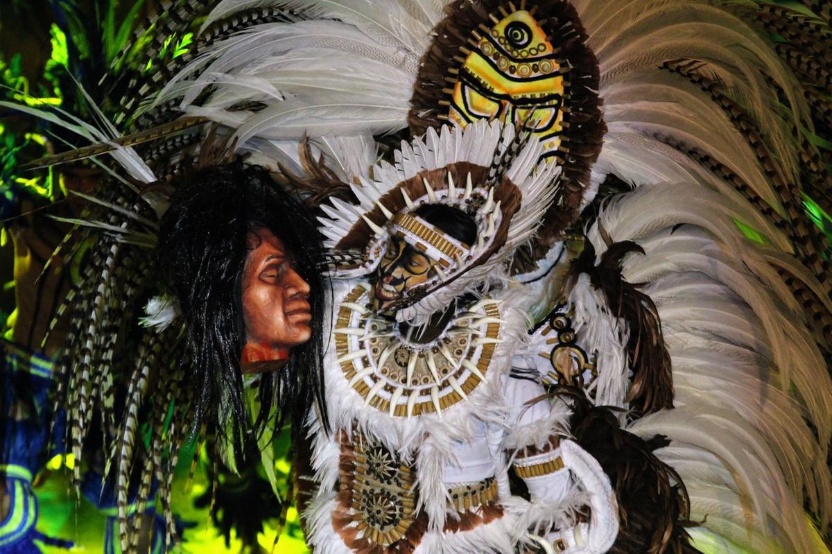 Pajé Érick Beltrão foi ovacionado durante sua evolução no palco (Foto: Jeiza Russo)