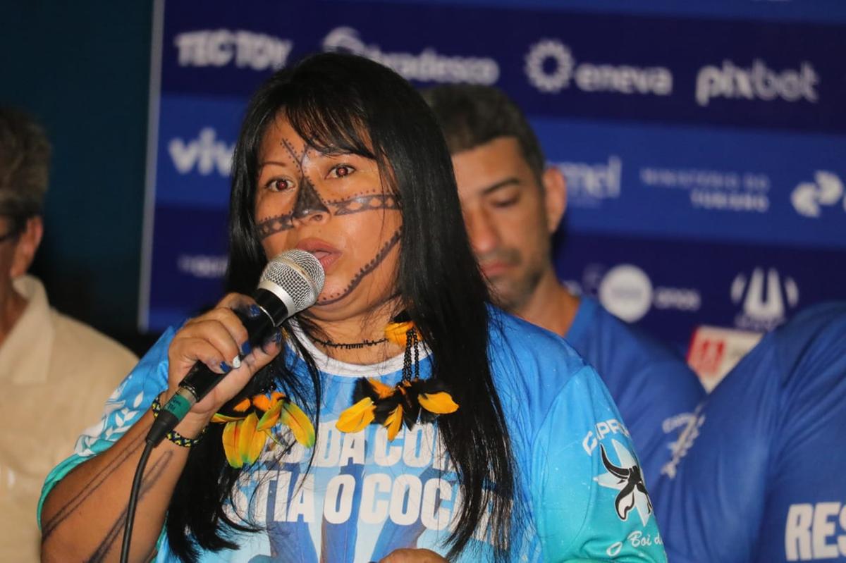 A líder indígena Alessandra Munduruku (Márcio Silva/A Crítica)