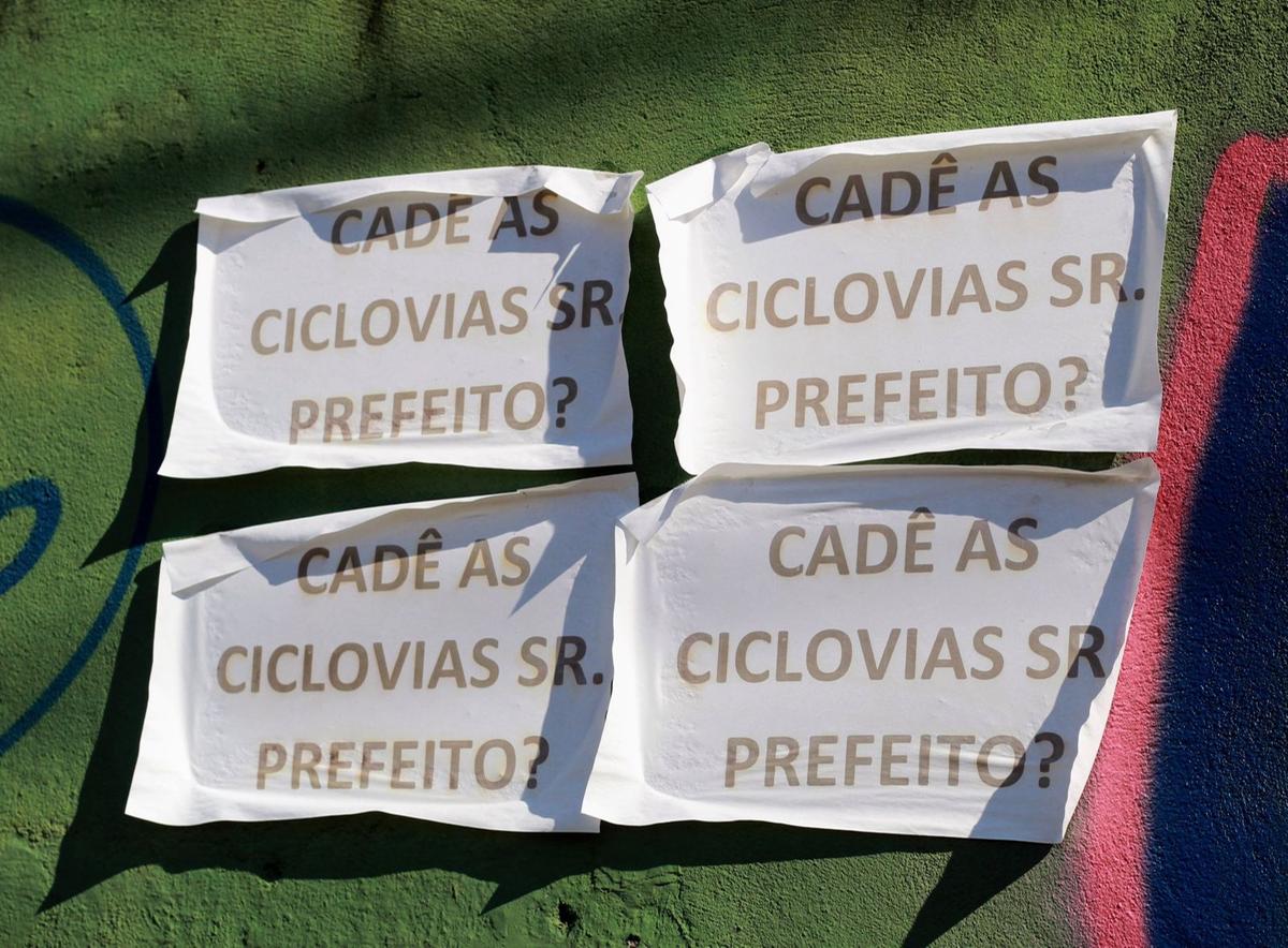 Cobrança por ciclovias na avenida Ephigênio Salles (Foto: Jeiza Russo)