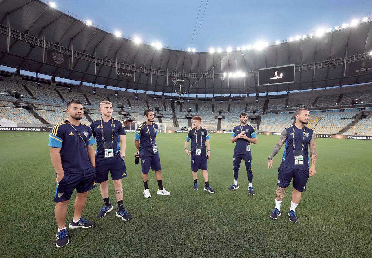 Time do Boca Juniors faz reconhecimento do gramado do Maracanã (Reprodução/ Boca Juniors)