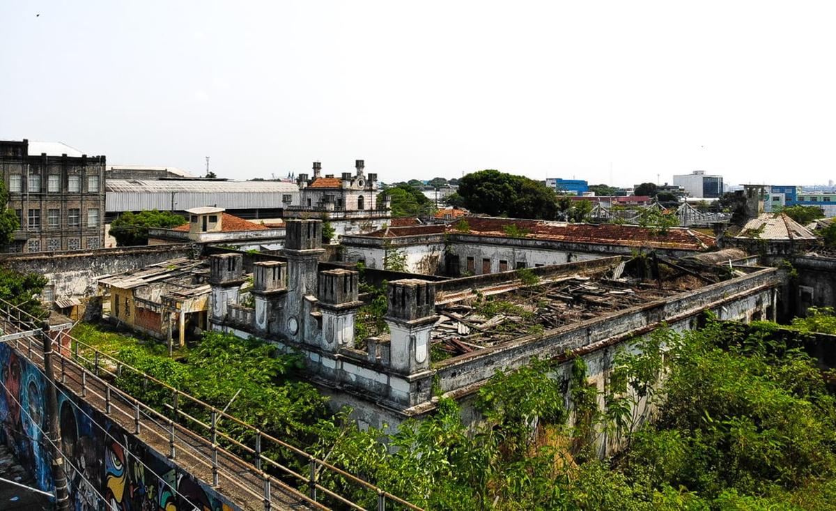 Projeto de revitalização do prédio tem previsão de R$ 50 milhões e inclui auditório, concha acústica e salas de oficinas artísticas (Foto: Márcio Silva)