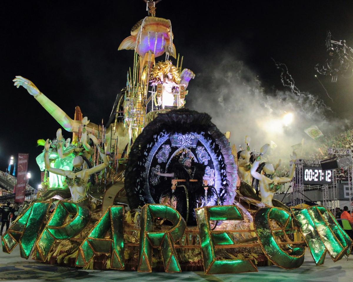 Aparecida contou a saga do casal que deixou um legado de empreendedorismo na história do Amazonas (Foto: Jeiza Russo)