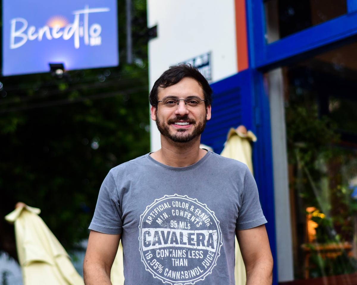 Gerente do Benedito Bar, Jonathan Leite (Foto: Paulo Bindá)