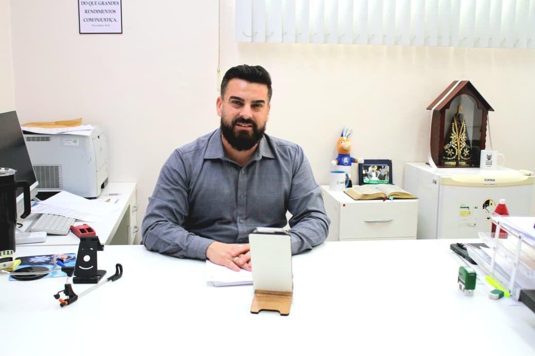 Juliano Botero, diretor-geral do HPS Platão Araújo