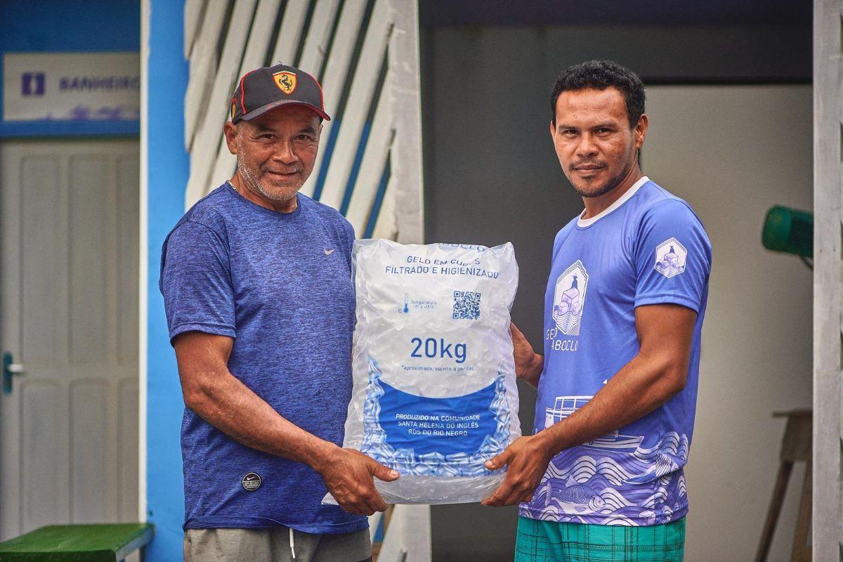 Atualmente, duas pessoas atuam diretamente na opera&ccedil;&atilde;o da f&aacute;brica