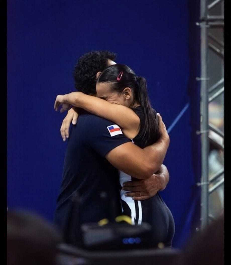 Em suas redes sociais, a atleta Luanne Cristiny compartilhou um emocionante agradecimento ao seu treinador, Thiago Bind&aacute;, e a toda sua equipe: "obrigada por acreditarem em mim". O papel de Thiago foi fundamental nos &uacute;ltimos anos, sendo a pe&ccedil;a-chave para descobrir o potencial da atleta, para seu desenvolvimento t&eacute;cnico, evolu&ccedil;&atilde;o e amadurecimento