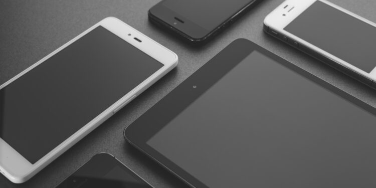 Grande marca de eletrônicos se retira do mercado de celulares