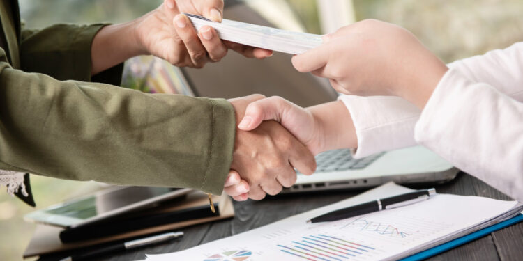 Governo Federal vai distribuir R$ 3,9 bilhões para trabalhadores brasileiros