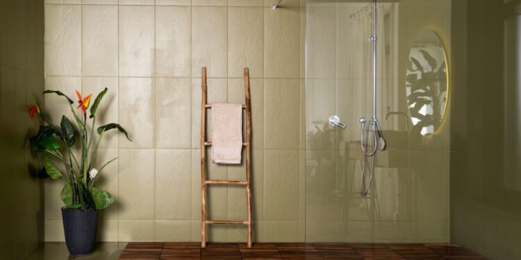 Box convencional é ultrapassado: chuveiro italiano chegou conquistado os brasileiros