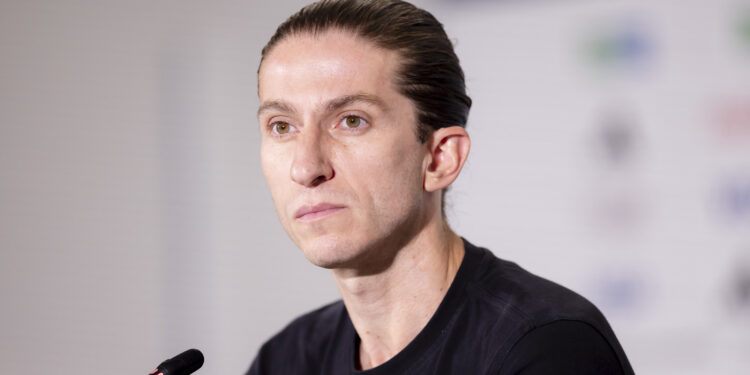 Enquanto Flamengo já teve 46 técnicos desde 2003, o Vasco teve ainda mais