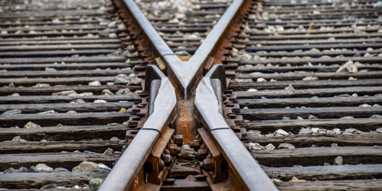 Pequena cidade com megafábrica de R$ 25 bilhões vai ganha uma ferrovia de 47 km gerando 20 mil empregos