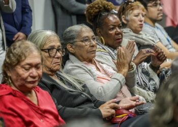 3 direitos que fazem idosos pagarem menos em dívidas comuns