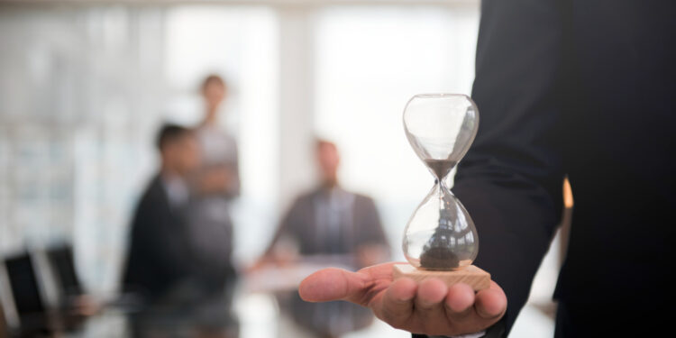 8 países pelo mundo já adotaram a escala de trabalho 4×3