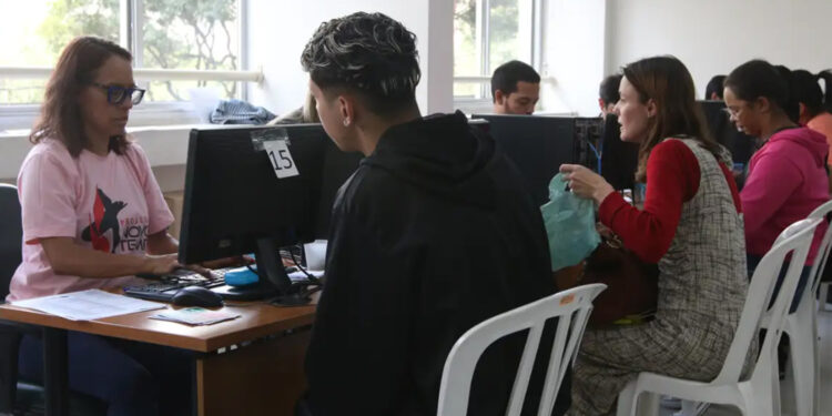 Novo shopping do tamanho 6 estádio estádios de futebol com investimento R$ 522 milhões vai gerar 6 mil novos empregos