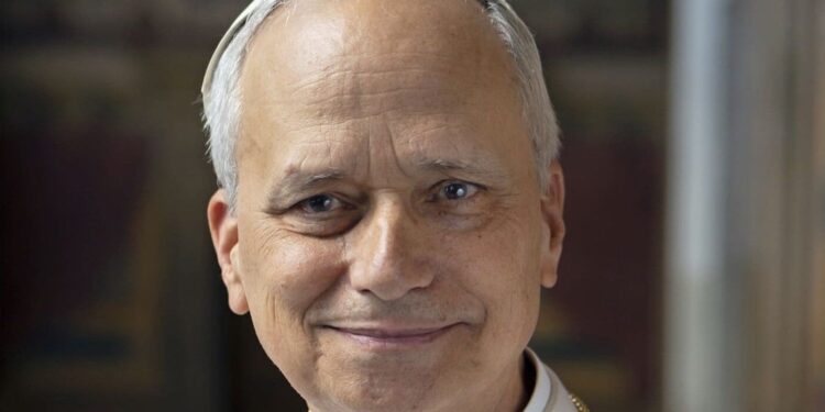 Papa Leão XIV cita lista de aviões que deveriam ser banidos para sempre