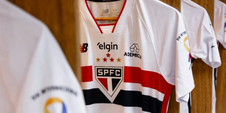 Treinador do São Paulo não fica satisfeito e decide pedir demissão