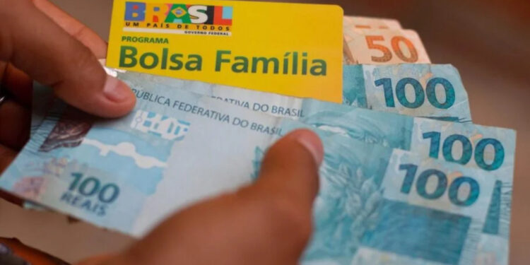 Governo Federal vai pagar 13º do Bolsa Família a partir de dezembro de 2026? Confirmado