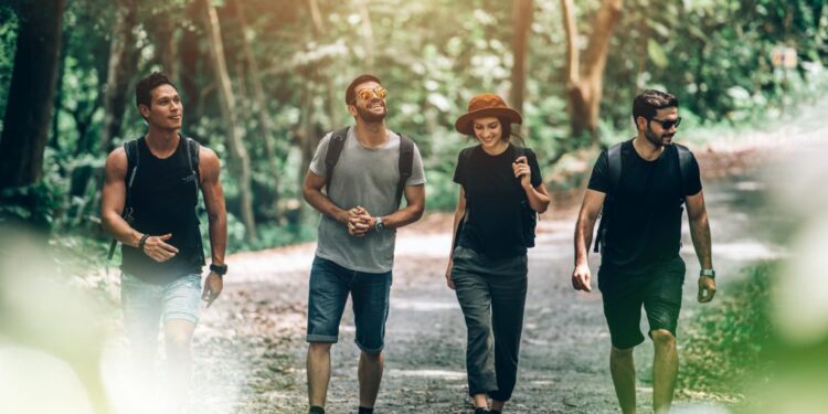 Faça caminhadas diariamente e descubra a transformação que a sua saúde terá