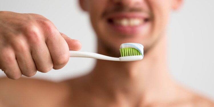 Guardar escovas de dente usadas em casa é o mesmo que esconder um verdadeiro tesouro