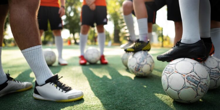 Governo confirma incentivo de R$ 250 mil para escolinhas de futebol