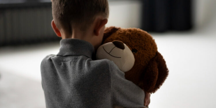 Nova legislação prevê indenização pesada para filhos com pai ou mãe ausente na infância