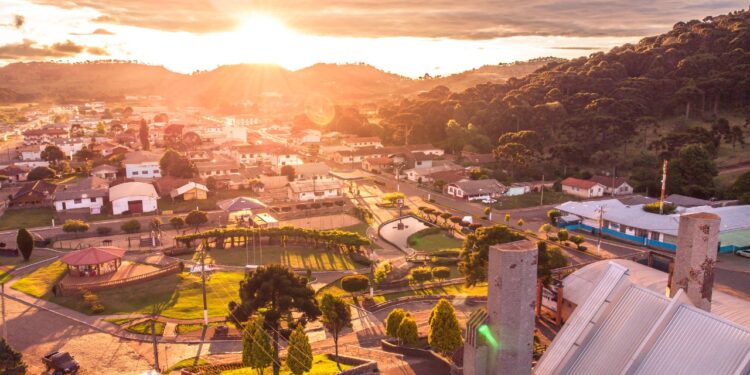 Sibéria Brasileira é o principal ponto para ver neve no país, com a temperatura batendo -8ºC