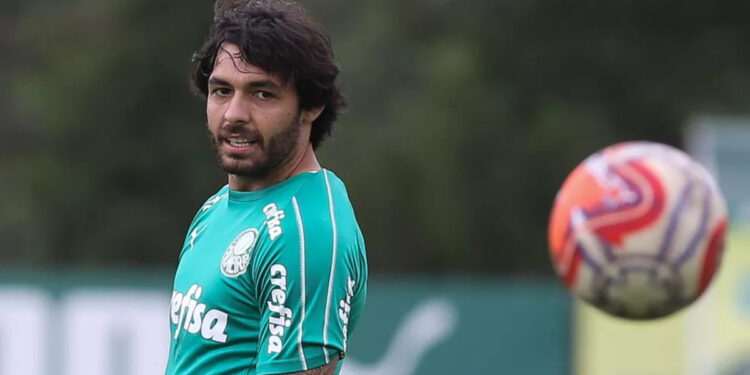 Aos 34 anos, Ricardo Goulart abandona aposentadoria e fecha com clube paulista