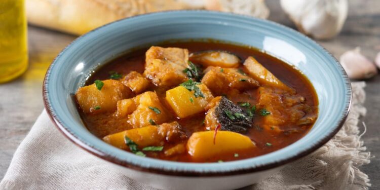 Receitas proteicas e deliciosas de 4 sopas para comer no jantar