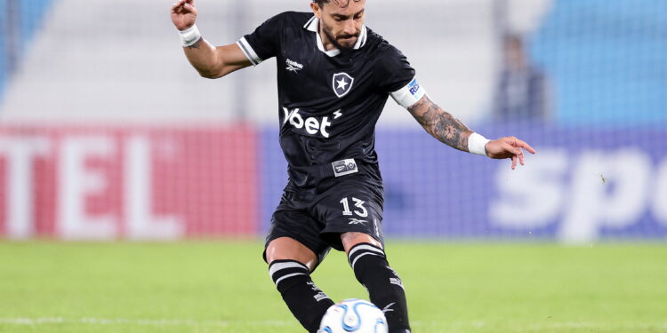 Estava presente no título da Libertadores e agora tem saída anunciada pelo Botafogo