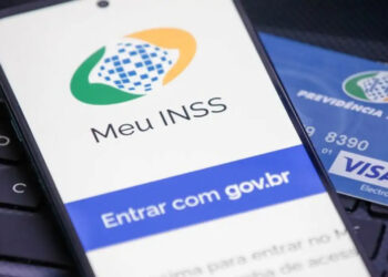 Como consultar se o 13º do INSS já caiu na conta em abril?
