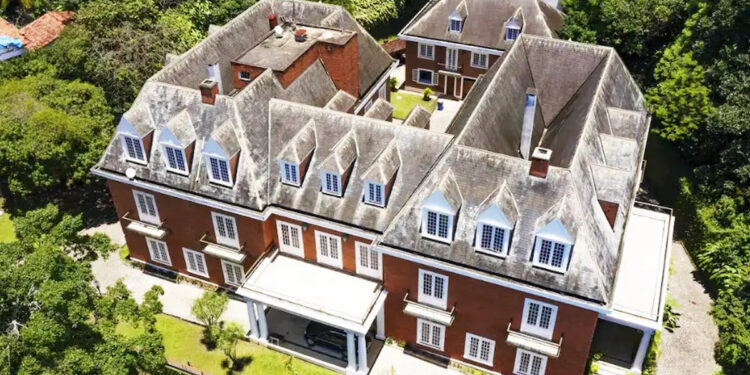 Mansão anunciada por R$ 220 milhões dará lugar a condomínio de luxo com lotes a partir de 900 metros quadrados