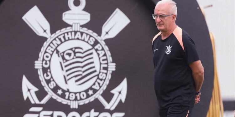 Enquanto Dorival ganhava R$ 2 milhões mensais no Corinthians, Fernando Diniz vai receber o maior salário da carreira