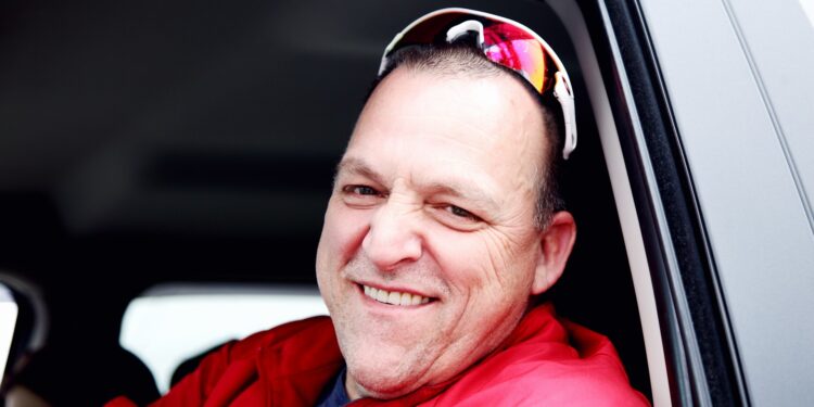 Psicologia revela por que nascidos nas décadas de 1960 e 1970 se tornaram emocionalmente fortes