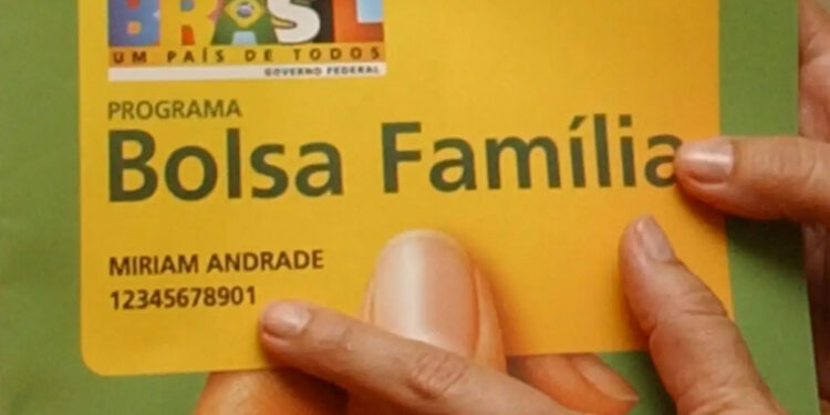 Beneficiários do Bolsa Família podem solicitar adiantamento do pagamento mensal?