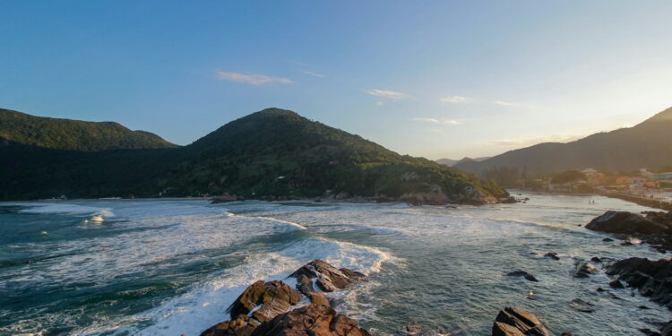 Capital com melhor qualidade de vida do Brasil é cercada por mais de 40 praias deslumbrantes