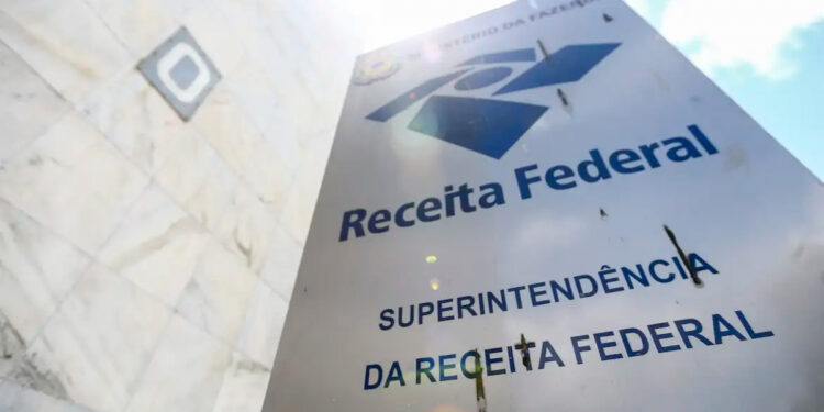 Como descobrir quanto tenho a receber da Receita Federal após declarar IRPF