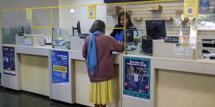 Idosos que ainda não se aposentaram podem solicitar outro benefício do INSS