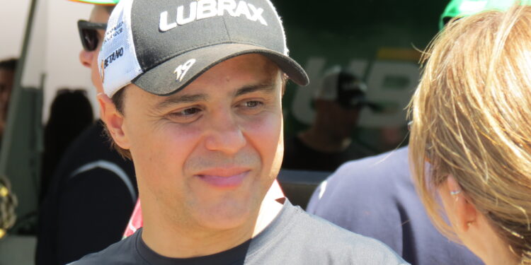 Felipe Massa e mais 2: Brasileiro foi um dos únicos autorizados a visitar Michael Schumacher