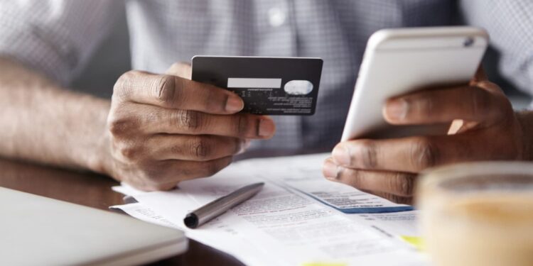 Banco brasileiro lança opção de adiantar o fechamento da fatura