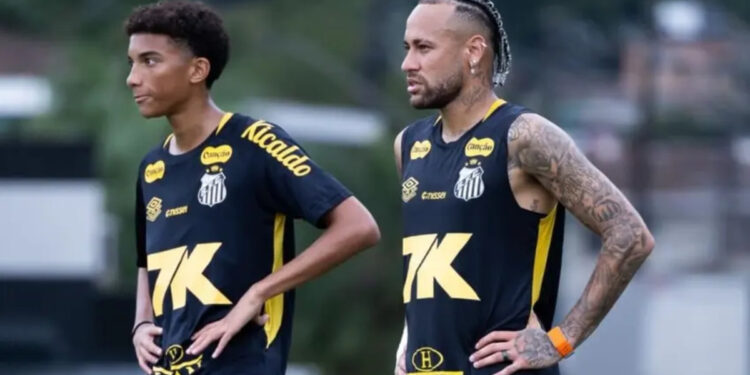 Enquanto Neymar ganhava R$ 1 milhão aos 18 anos, Robinho Jr recebe bem menos no Santos