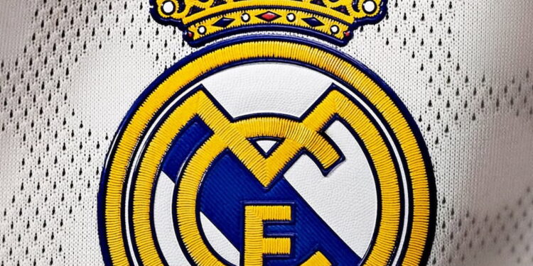 Real Madrid quer contratar camisa 10 de gigante italiano