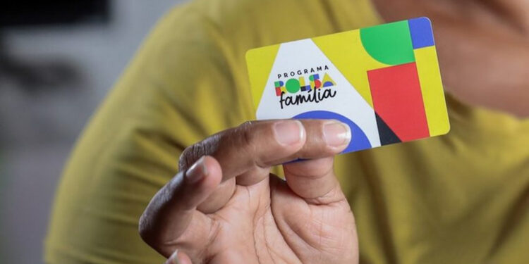 Alerta geral para quem pretende sair voluntariamente do Bolsa Família