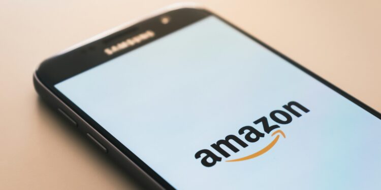 Rede de lojas separa R$ 275 bilhões para investir e pode virar concorrente da Amazon