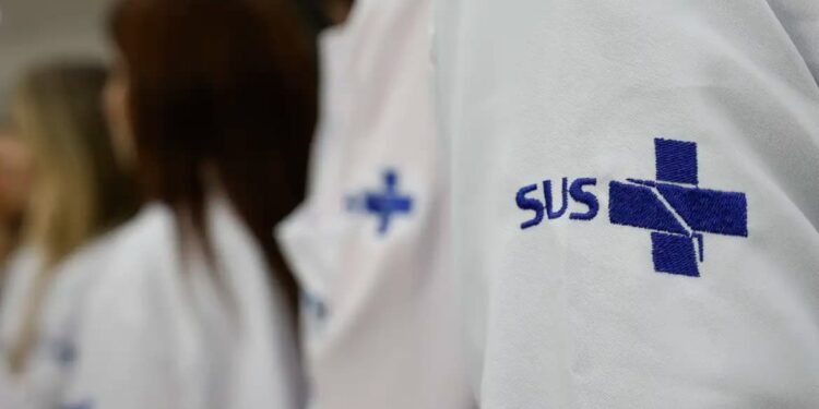SUS garante acesso gratuito a 10 exames que custam caro em 2026