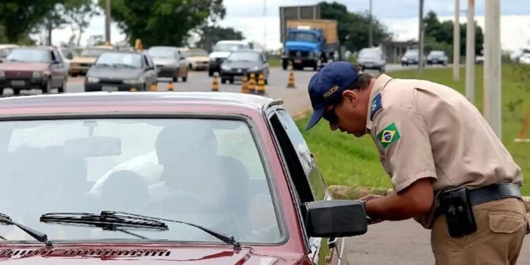 Projeto de Lei é aprovado e motoristas brasileiros podem perder CNH por 10 anos