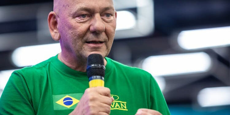 Véio da Havan decidiu abrir nova rede e já chegou a 5ª unidade