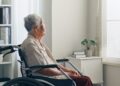 Nova lei vai garantir direito a idosos com deficiência que só pessoas acima de 80 anos possuem