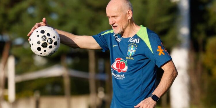 Taffarel já está de olho no Novo Alisson para a próxima Copa do Mundo